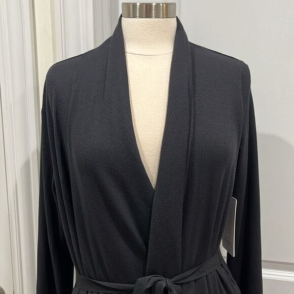 New! Athleta Wind Down Sleep Robe Size Medium Black NWT - Picture 3 of 16